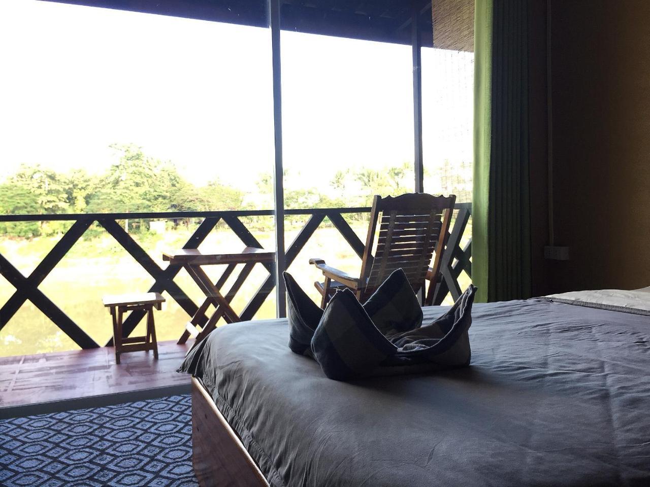 Mao Phasok Riverside Guesthouse Luang Prabang Exterior photo