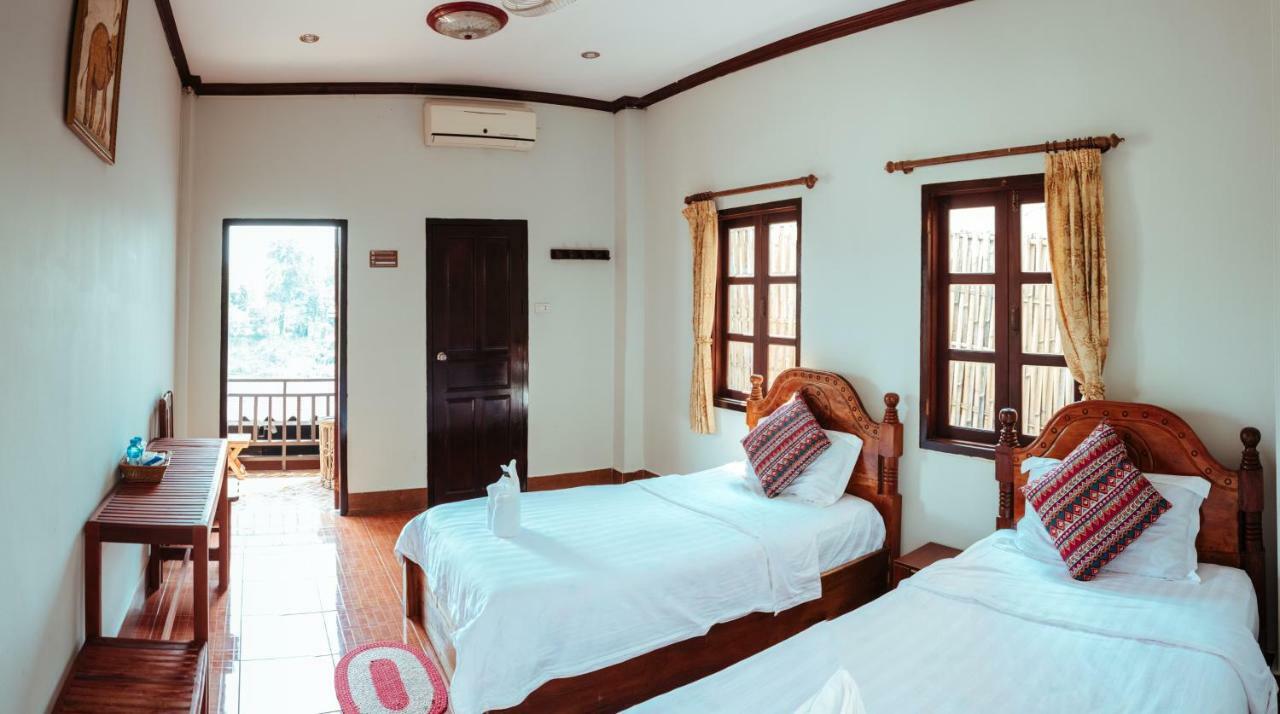 Mao Phasok Riverside Guesthouse Luang Prabang Exterior photo