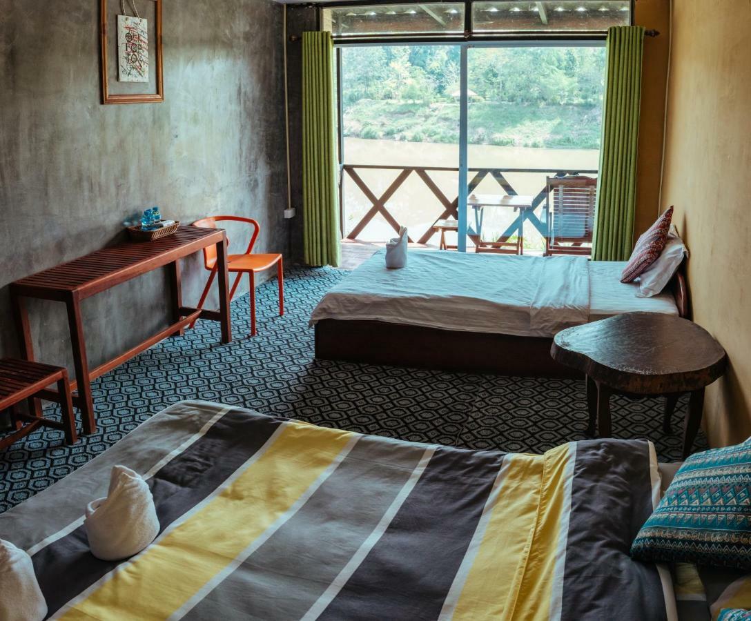Mao Phasok Riverside Guesthouse Luang Prabang Exterior photo