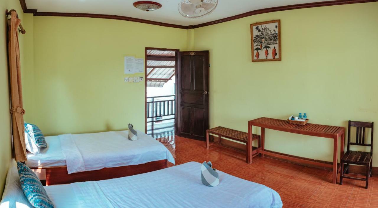 Mao Phasok Riverside Guesthouse Luang Prabang Exterior photo